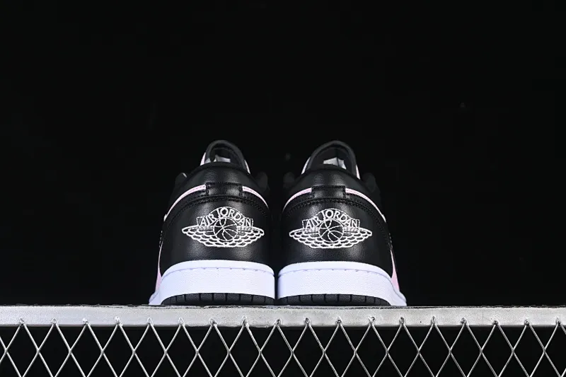 All categories Air Jordan Jordan series basketball shoes Air Jordan 1 Low Air Jordan 1 Low AJ1 Joe 1 black powder low-top cultural casual sneakers IO3394-663